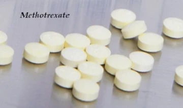 Cảnh báo: Dùng sai liều methotrexate có thể gây tử vong