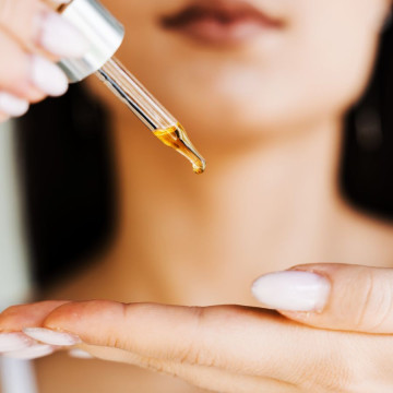 Thời điểm tốt nhất để dùng vitamin C dưỡng da?