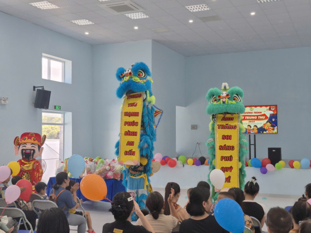 Trung thu yêu thương dành tặng bệnh nhi tại Bệnh viện Đa khoa Yersin Nha Trang
