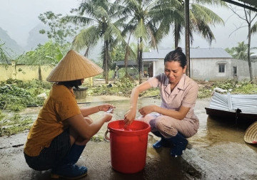 Thanh Hóa khẩn trương xử lý môi trường, phòng dịch sau bão số 10