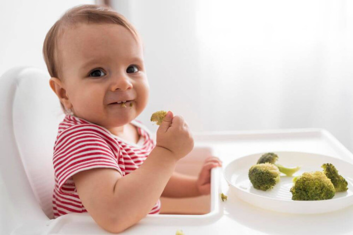 "Ăn dặm bé chỉ huy" có thực sự tốt cho trẻ?