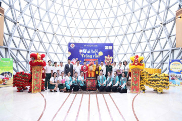 Vui hội Trăng rằm, thắp sáng nụ cười với các bệnh nhi