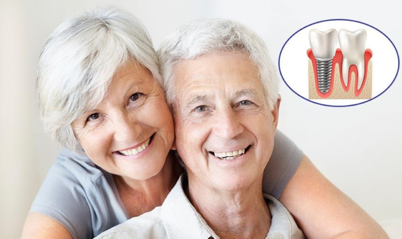 Người cao tuổi có cấy ghép implant được không?