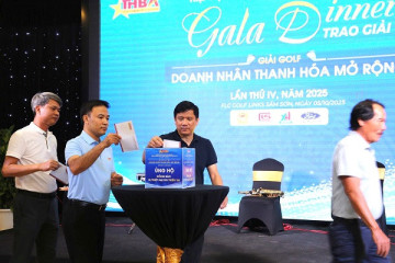 Từ sân golf xanh, lan tỏa nghĩa tình xứ Thanh sau bão số 10