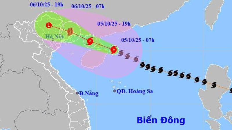 Bão số 11 cách Quảng Ninh khoảng 420km, gió giật cấp 16