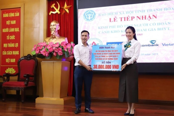 Thanh Hóa hỗ trợ bảo hiểm y tế cho người dân khó khăn