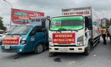 Miễn phí đường bộ cho xe chở hàng cứu trợ: Hành động thiết thực vì cộng đồng vùng lũ