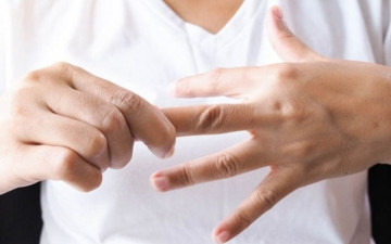 Cách sơ cứu nhanh khi bị dập ngón tay