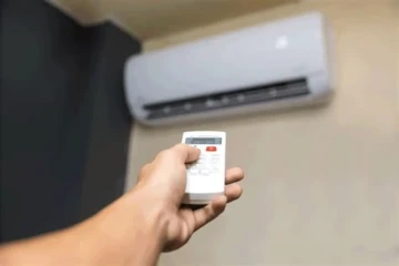 Nên bật điều hòa bao nhiêu độ mỗi đêm?