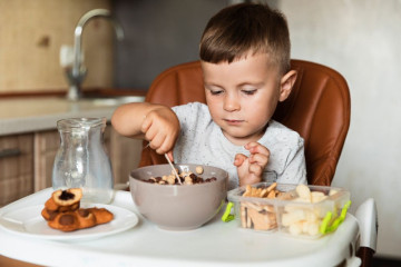 Cách nhận biết và xử lý khi trẻ bị biếng ăn tâm lý