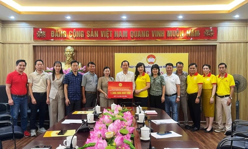 Nghĩa tình xứ Thanh lan tỏa: Hơn 45 tỷ đồng hỗ trợ đồng bào bị thiệt hại do bão số 10