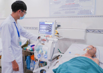 Hành trình thoát khỏi  ‘cửa tử ’ của cụ bà 91 tuổi, sau nhiều ngày chiến đấu với căn bệnh quái ác