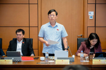 Một bộ sách giáo khoa dùng chung toàn quốc: “Đúng ý Đảng, hợp lòng dân”