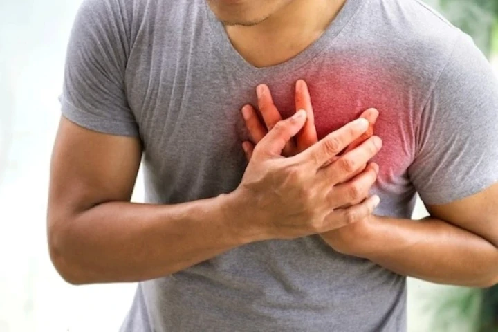 5 thói quen âm thầm làm suy yếu trái tim bạn