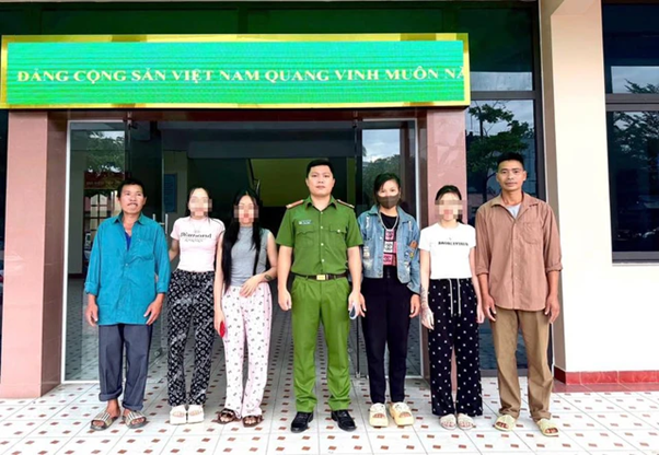 Hành trình trở về đầy xúc động của 3 phụ nữ Việt từ Myanmar