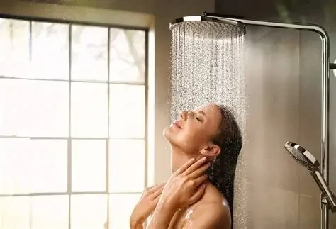 Có nên tắm ngay khi vừa vận động mạnh