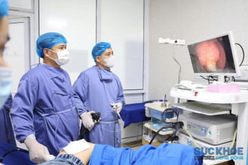 Bệnh viện Sản Nhi tỉnh Phú Thọ loại bỏ thành công polyp đại tràng kích thước lớn cho bệnh nhi 13 tuổi