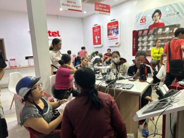 Gia Lai: Ánh sáng tình người lan tỏa tại "Trạm sạc 0 đồng" sau cơn bão số 13