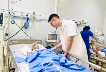 Điều trị khỏi ca uốn ván toàn thể hiếm gặp sau phẫu thuật: Chiến công mới của ngành y xứ Thanh