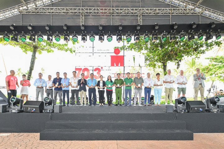 Hơn 2.000 vận động viên tham dự giải chạy IRONMAN 70.3 Phú Quốc 2025