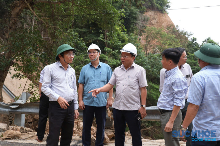 Lãnh đạo tỉnh Khánh Hòa kiểm tra công tác khắc phục sạt lở đèo Khánh Lê