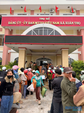 Nhịp cầu yêu thương từ Tân An đến vùng lũ