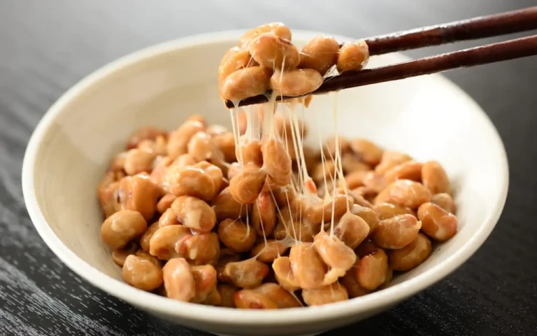 Học người Nhât cách làm natto lên men tốt cho sức khỏe