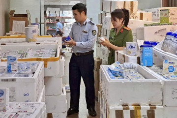 Hà Nội siết chặt quản lý thị trường dịp cuối năm, tăng cường bảo vệ người tiêu dùng