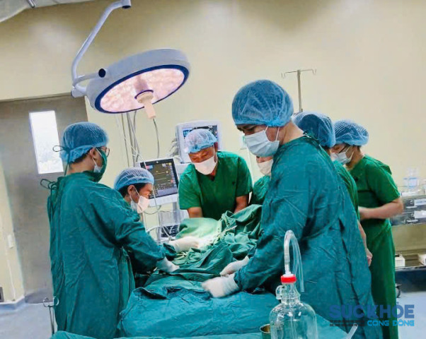 Tăng cường “cầu nối” y tế Việt – Lào: Quảng Ngãi đào tạo bác sĩ Attapư kỹ thuật gây mê nhi và chấn thương chỉnh hình