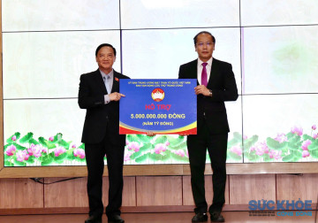 Phó Chủ tịch Quốc hội Nguyễn Khắc Định thăm các đơn vị bị thiệt hại do mưa lũ tại Khánh Hòa
