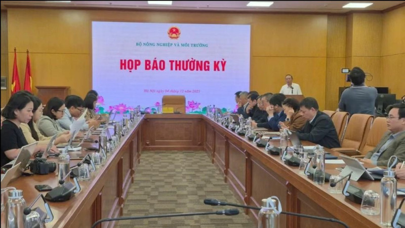 Biển Đông sắp có bão số 16, hướng vào Nam Trung Bộ