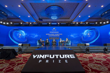 Dự đoán “gây sốc” tại Tọa đàm VinFuture: 1 tỷ “giống người mới” sẽ chung sống với loài người vào năm 2050