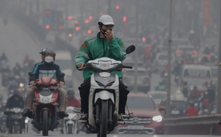 Hà Nội ô nhiễm không khí nghiêm trọng: AQI lên ngưỡng tím, cảnh báo rủi ro sức khỏe cộng đồng