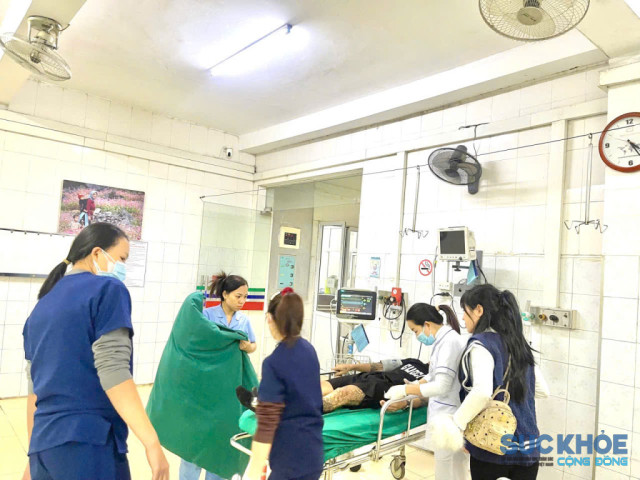 Giám đốc Sở Y tế tỉnh Phú Thọ chỉ đạo khẩn trương công tác cấp cứu nạn nhân vụ sạt lở đất đá tại khu vực Đèo Thung Khe, xã Mai Châu