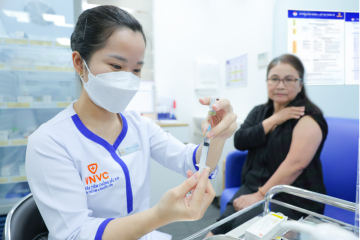 Vắc xin RSV cho người lớn có chất bổ trợ lần đầu tiên được triển khai tại Việt Nam