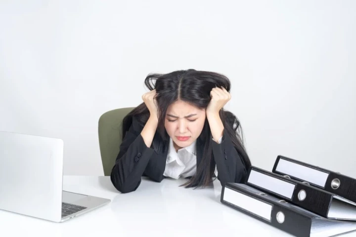Khắc phục chứng nháy mắt liên tục bằng những cách đơn giản