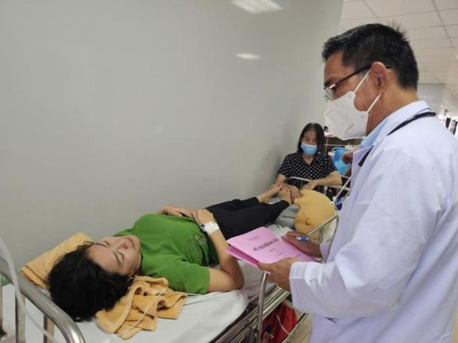 TP. Hồ Chí Minh: Lại xảy ra vụ ngộ độc thực phẩm, nghi do ăn bánh mì