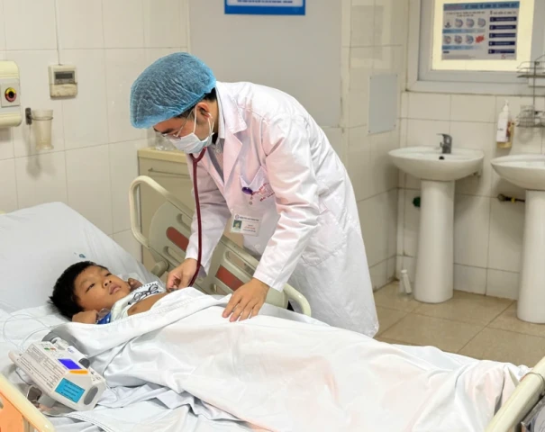 Thanh Hóa: Triển khai thành công kỹ thuật chuyên sâu, giúp trẻ suy thận giai đoạn cuối hồi sinh
