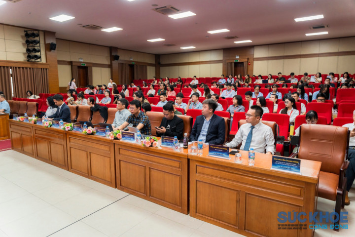 Đào tạo nguồn nhân lực thương mại điện tử: Hướng tới hệ sinh thái xanh và sức khỏe cộng đồng bền vững