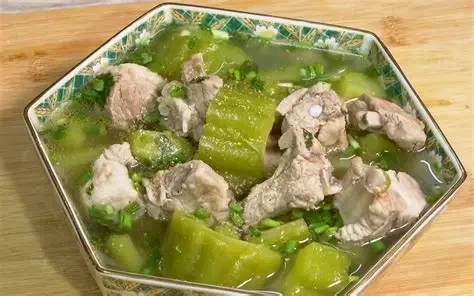 Canh xương mướp đắng: Món ăn thanh mát, bổ dưỡng, dễ nấu