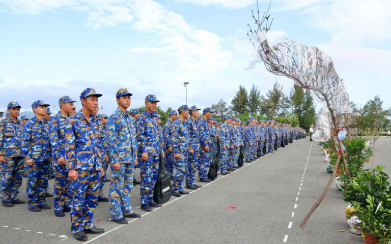 Khánh Hòa: Tiễn đoàn công tác ra thăm, chúc Tết quân dân đặc khu Trường Sa