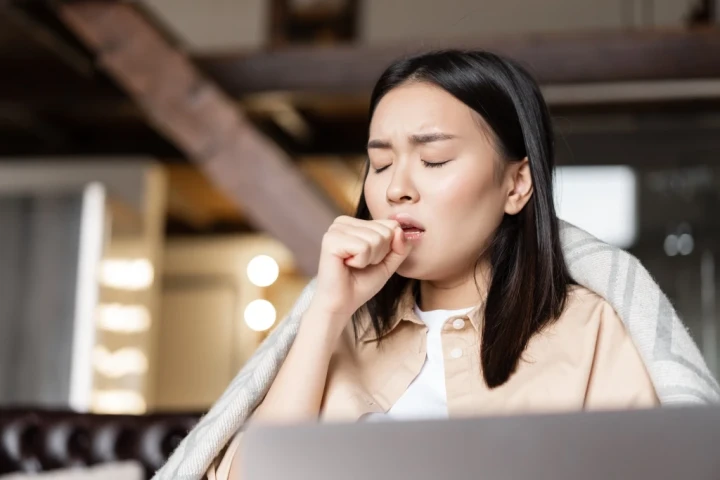 Người bị ho ăn thịt bò được không?
