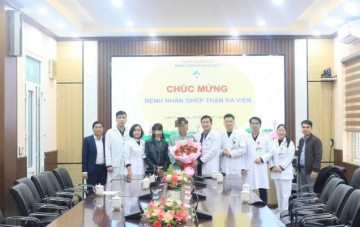 Sau 11 năm chạy thận, con trai được cha hiến thận cứu sống
