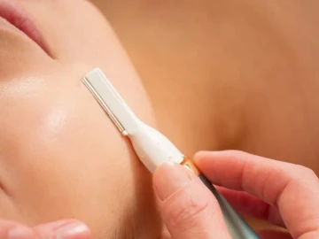 Những điều nên biết để cạo lông mặt đúng cách
