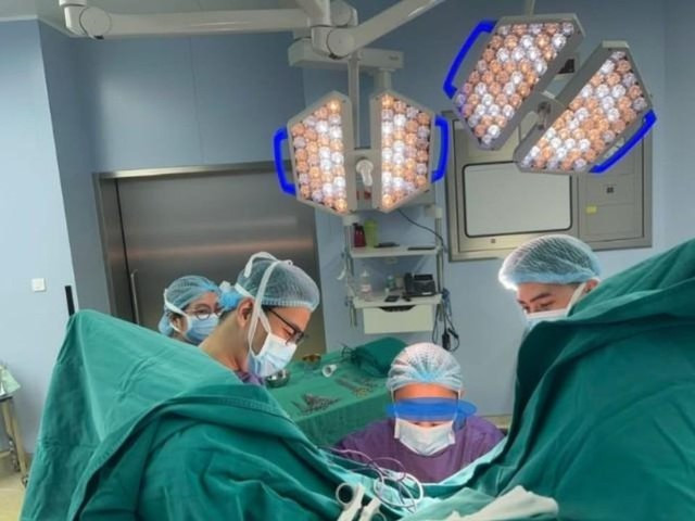 Người phụ nữ bị vòng tránh thai "đi lạc" vào bàng quang suốt 22 năm