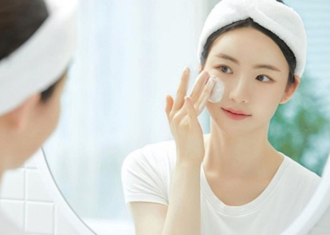 Công dụng đẹp da bất ngờ từ rượu trắng