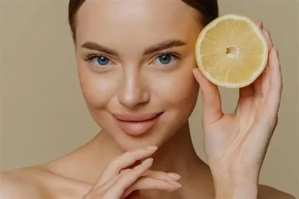 Có nên dùng chanh có làm giảm mụn trứng cá và sẹo?