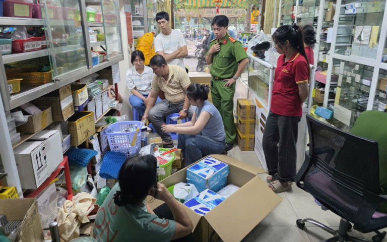 Vụ pha thạch tín vào 3.000 lọ “diệt tuỷ răng”: Ảnh hưởng tới sức khỏe như thế nào?