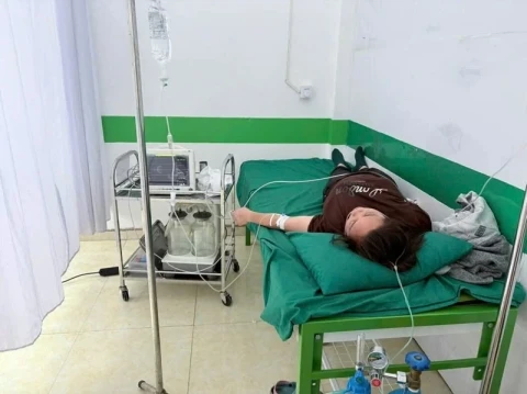 Thanh Hóa: Người phụ nữ nhập viện cấp cứu do sốc phản vệ sau bữa ăn