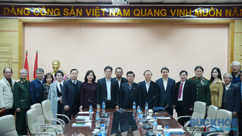Tháo gỡ “điểm nghẽn” thể chế để y dược học cổ truyền phát triển bền vững